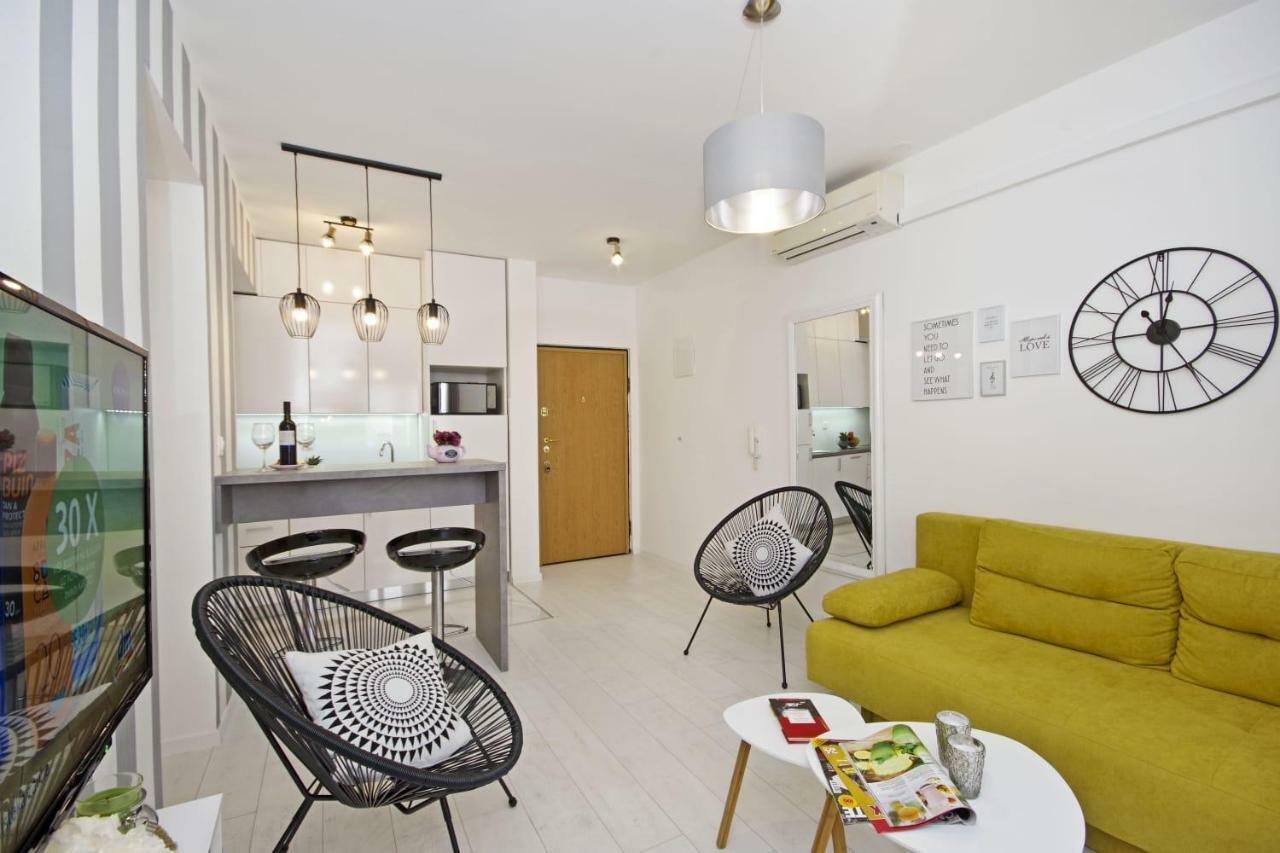 Apartment Dalija Baška Voda Exteriör bild