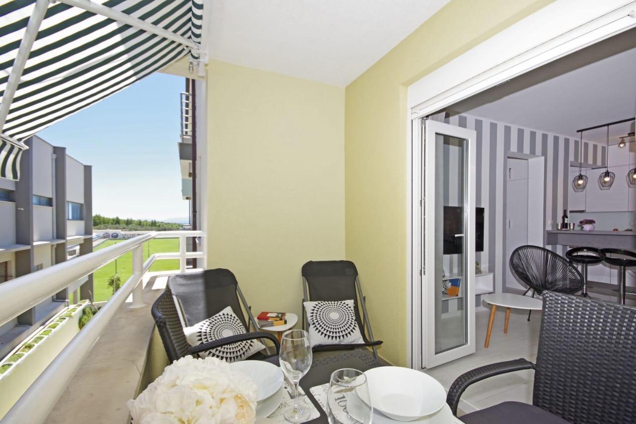 Apartment Dalija Baška Voda Exteriör bild